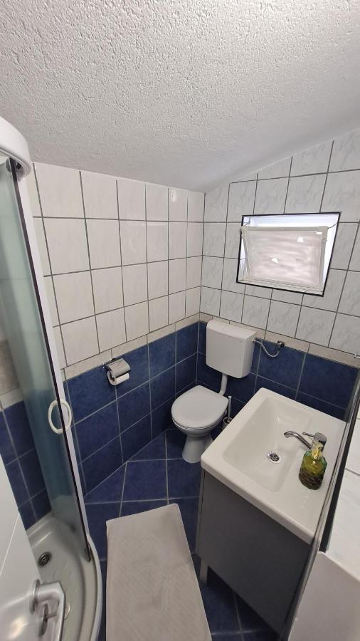 Apartmani Mlinar-One Bedroom Seaview Grebaštica Kültér fotó